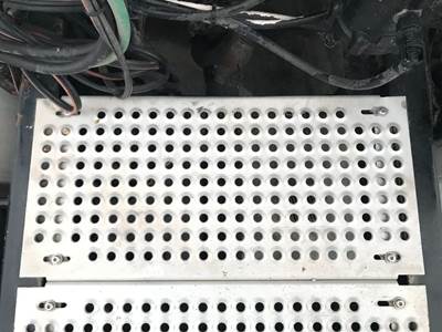 International TranStar 8600 Deck Plate / Catwalk for a International Transtar (8600)