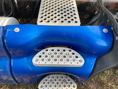 Kenworth T2000 Deck Plate / Catwalk