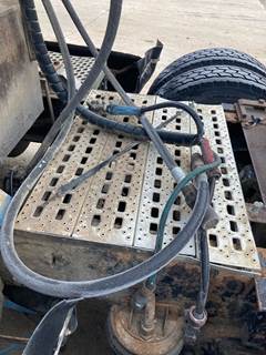 Kenworth T2000 Deck Plate / Catwalk