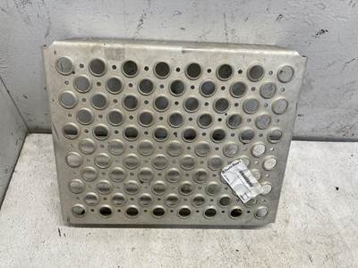 Kenworth T660 Deck Plate / Catwalk