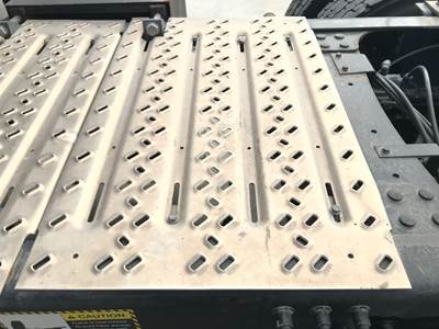 Mack AN (ANTHEM) Deck Plate / Catwalk