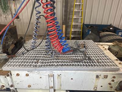 Peterbilt 359 Deck Plate / Catwalk