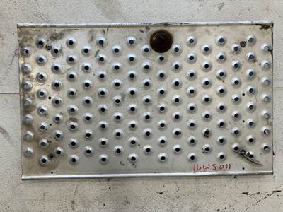 Western Star 5700 Deck Plate / Catwalk