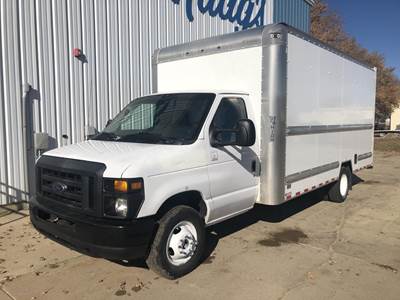 Ford E-350 16 ft Box Truck - 305HP, 6 Speed Automatic, Roll up Door