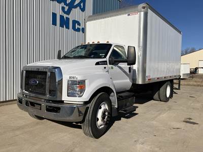 Ford F-650 18.5 ft Box Truck - 320HP, Automatic, Roll up Door