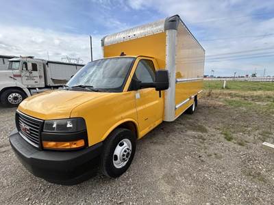 GMC Savana G3500 16 ft Box Truck - 401HP, 6 Speed Automatic, Roll up Door