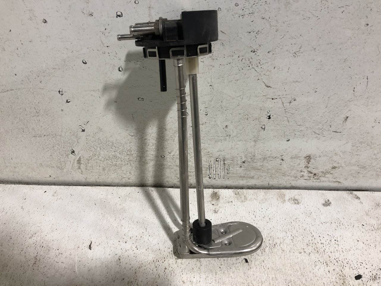 2012 Isuzu NPR DEF Sensor For Sale Spencer, IA 25286487