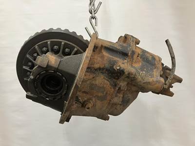 Eaton DS404 Front Differential for a Peterbilt 388