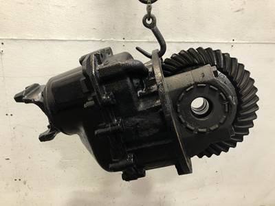 Eaton DS405 Front Differential for a International 8600