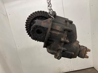Eaton DSP40 Front Differential for a Peterbilt 379