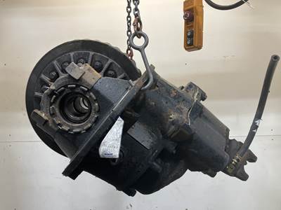 Eaton DSP40 Front Differential for a Kenworth T660