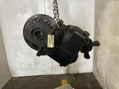 Meritor MD2014H Front Differential for a Freightliner Cascadia
