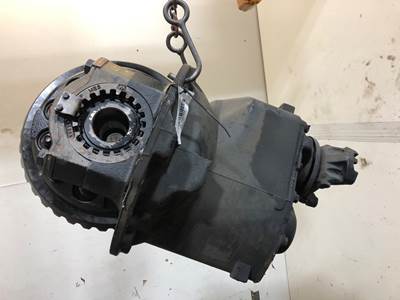 Meritor MD2014H Front Differential for a Freightliner Cascadia