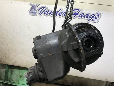 Meritor MD2014X Front Differential for a Freightliner Cascadia