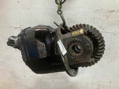 Meritor MD2014X Front Differential for a Freightliner Cascadia