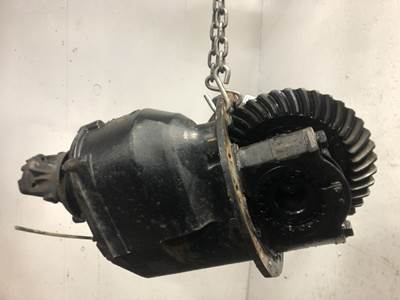 Meritor MD2014X Front Differential for a Freightliner 122SD