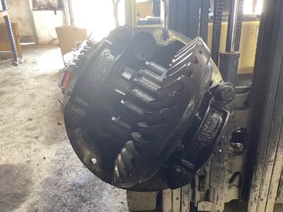 Meritor MD2014X Front Differential for a Volvo VNL