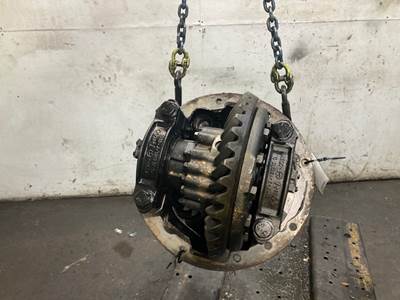 Meritor MD2014X Front Differential for a Freightliner Cascadia