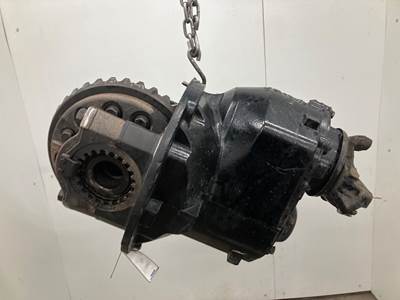 Meritor MD2014X Front Differential for a Freightliner Cascadia