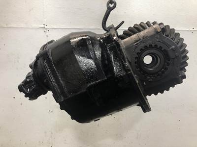 Meritor MD2014X Front Differential for a Freightliner Cascadia