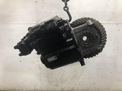 Meritor RD20140 Front Differential for a Freightliner FLD120