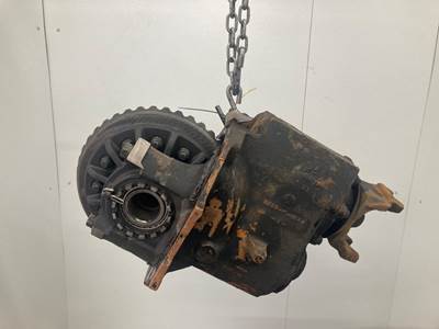 Meritor RD20145 Front Differential for a Freightliner Classic XL
