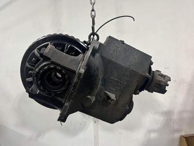 Meritor RD20145 Front Differential for a Volvo VNL