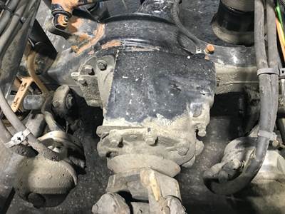 Meritor RD20145 Front Differential for a Freightliner Columbia 120