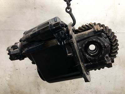 Meritor RD20145 Front Differential for a Freightliner Cascadia