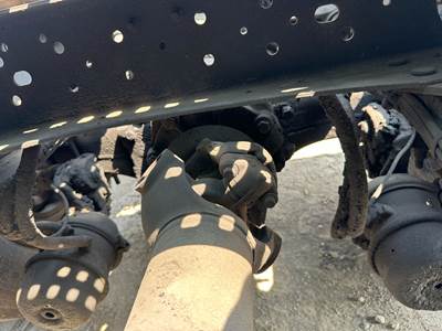 Meritor RD20145 Front Differential for a Volvo VNL