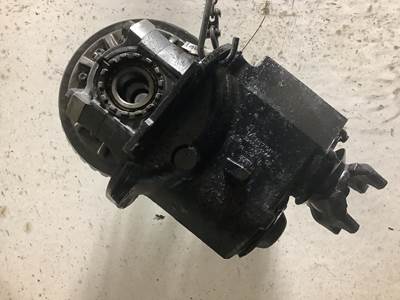 Meritor RD20145 Front Differential for a Volvo VNL