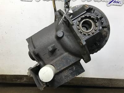 Meritor RP20145 Front Differential for a Volvo VNL