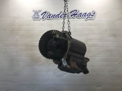 Meritor RP20145 Front Differential for a Volvo VNL