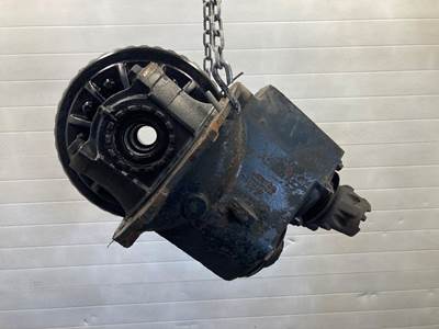 Meritor RP20145 Front Differential for a Volvo VNL