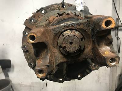 Axle Alliance RT40.0-4 Rear Differential for a Freightliner M2 112