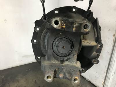 Axle Alliance RT40.0-4 Rear Differential for a Freightliner Classic XL
