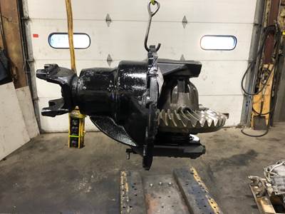 Axle Alliance RT40.0-4 Rear Differential for a Freightliner Cascadia