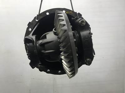 Axle Alliance RT40.0-4 Rear Differential for a Freightliner Cascadia