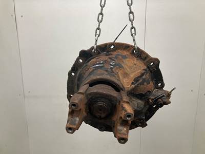 Axle Alliance RT40.0-4 Rear Differential for a Freightliner M2 112