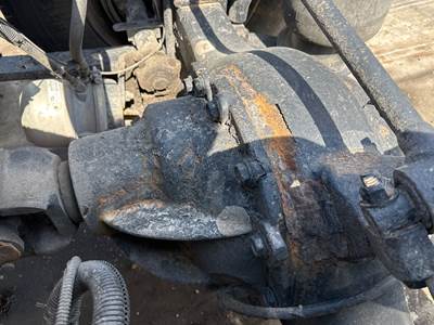 Axle Alliance RT40.0-4 Rear Differential for a Freightliner Columbia 120