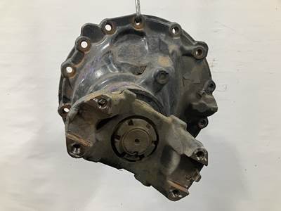 Detroit RT40-NFD Rear Differential for a Freightliner Cascadia