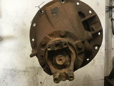Eaton 17060S Rear Differential for a International 3800