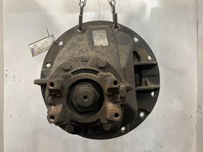 Eaton 17060S Rear Differential for a International 4300