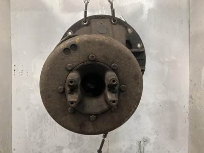 Eaton 17060S Rear Differential for a International 4300