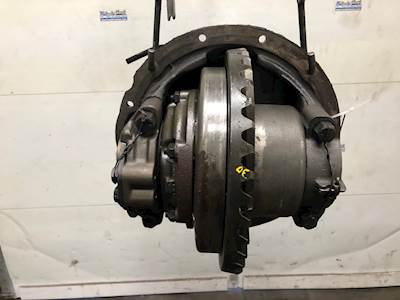 Eaton 17220 Rear Differential for a International 1600 Loadstar