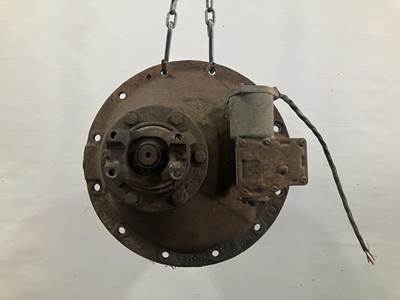 Eaton 17220 Rear Differential for a Ford LN800