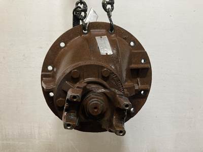 Eaton 19055S Rear Differential for a GMC C7500