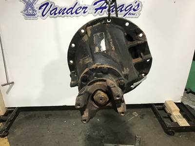 Eaton 19060S Rear Differential for a GMC C7500