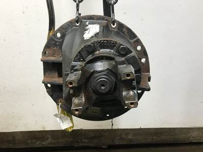 Eaton 19060S Rear Differential for a GMC C7500