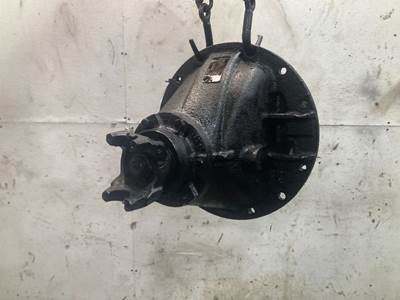 Eaton 19060S Rear Differential for a GMC C7500